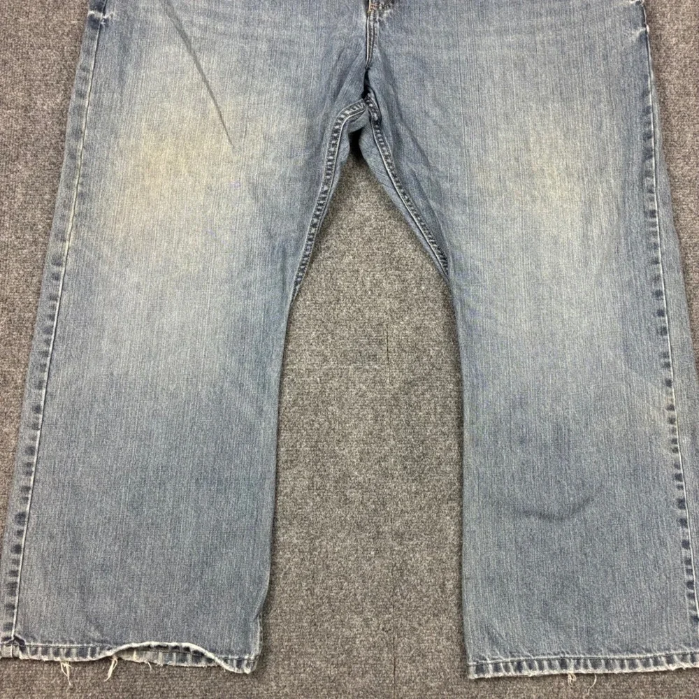 Lee Dungarees Relaxed Boot Jeans Mens Size 52x30 Light Wash Blue Denim Bootcut